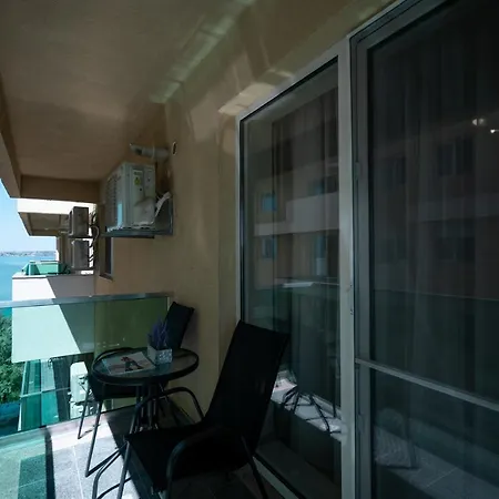 Apartment Moonlight